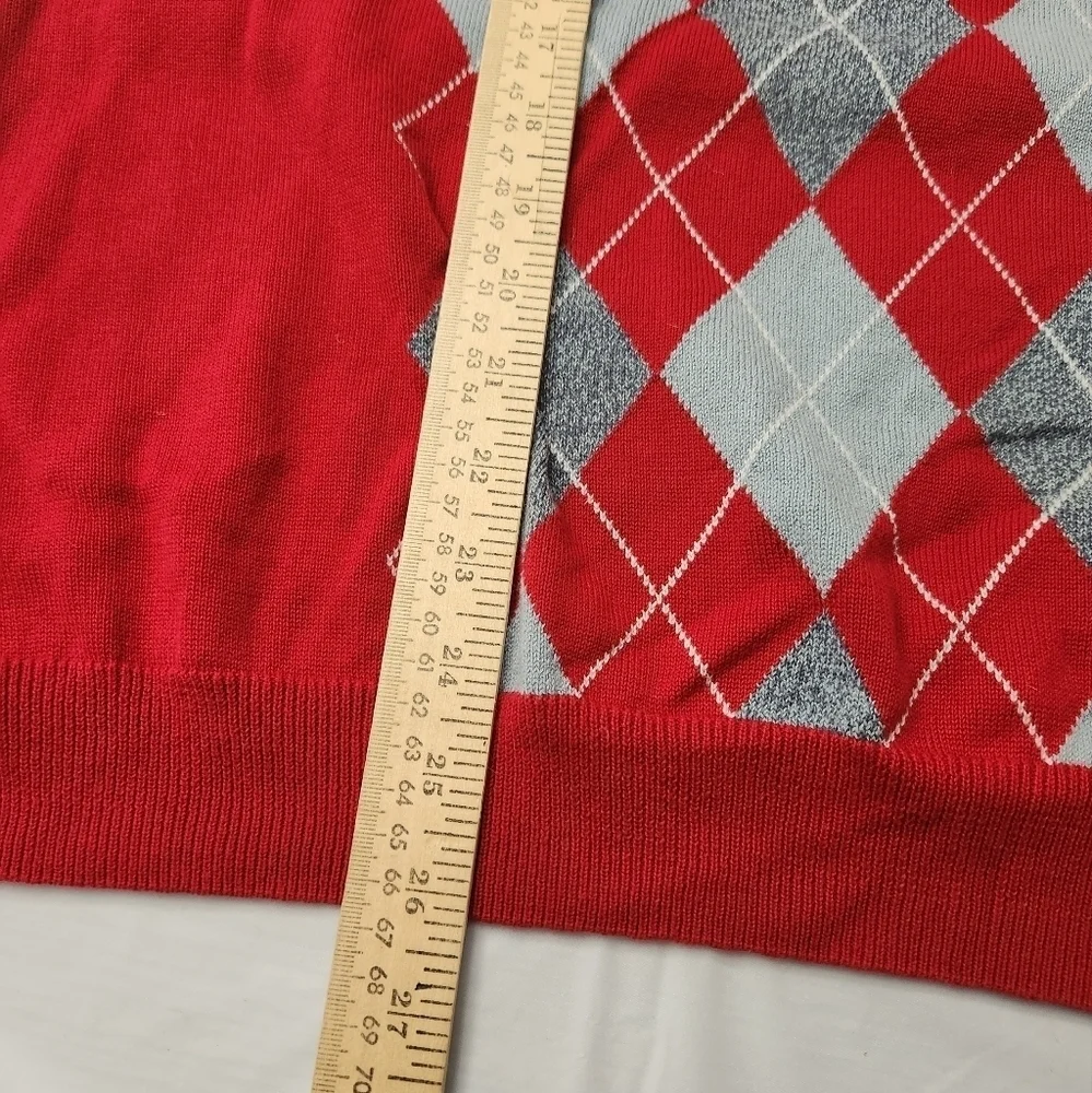 3/$25 Saddlebred red grey argyle sweatervest size XL new with partial tag